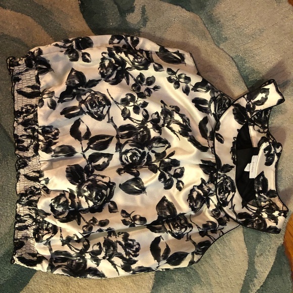 Blouse - Picture 4 of 4